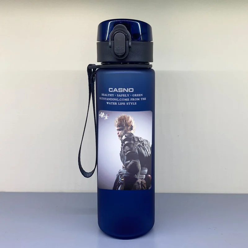 Schwarzer Mythos Wukong 560ml Anime Wasser becher Kinder tragbare Kunststoff Wasser becher Erwachsenen Outdoor Sport mehrfarbige Wasser flasche Geschenk