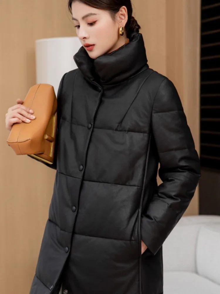 معطف شتوي دافئ بياقة واقفة للنساء من الجلد الطبيعي معطف واحد الصدر فضفاض مناسب جديد غير رسمي متوسط الطول من جلد الغنم #4