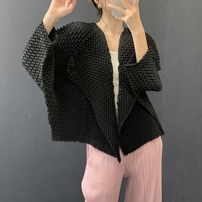 Miyake Pleated Handmade Pleated Jacket 2025 Autumn and Winter New Style Fashionable Loose and Versatile Pleated Cardigan Jacket
