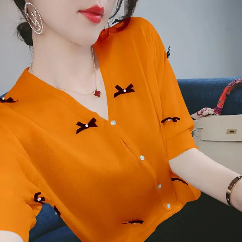 

Fashion V-Neck Button Loose Bow Beading Shirt Women's Clothing Summer New Oversized Casual Tops All-match Commute Blouse ZL577