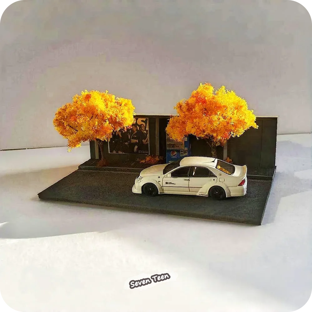 1:64 CarModel Scene 10x15cm Desk Ornament Handmade Autumn Street MapleTree Base Desk Display Home Mini Decor Mens Gift