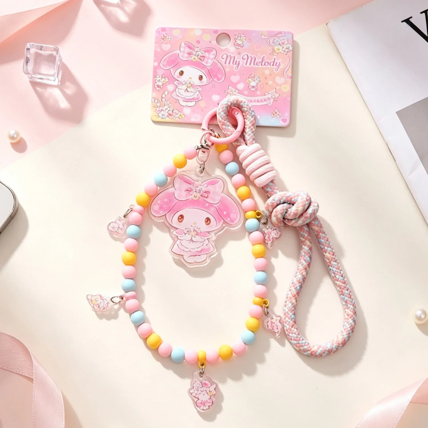 Hello Kitty, My Melody, Cinnamoroll: een sleutelhanger met personages, een sieraad voor je tas, een kleurrijk kralenontwerp, een leuk cadeau voor de feestdagen of een verjaardag, geschikt voor een