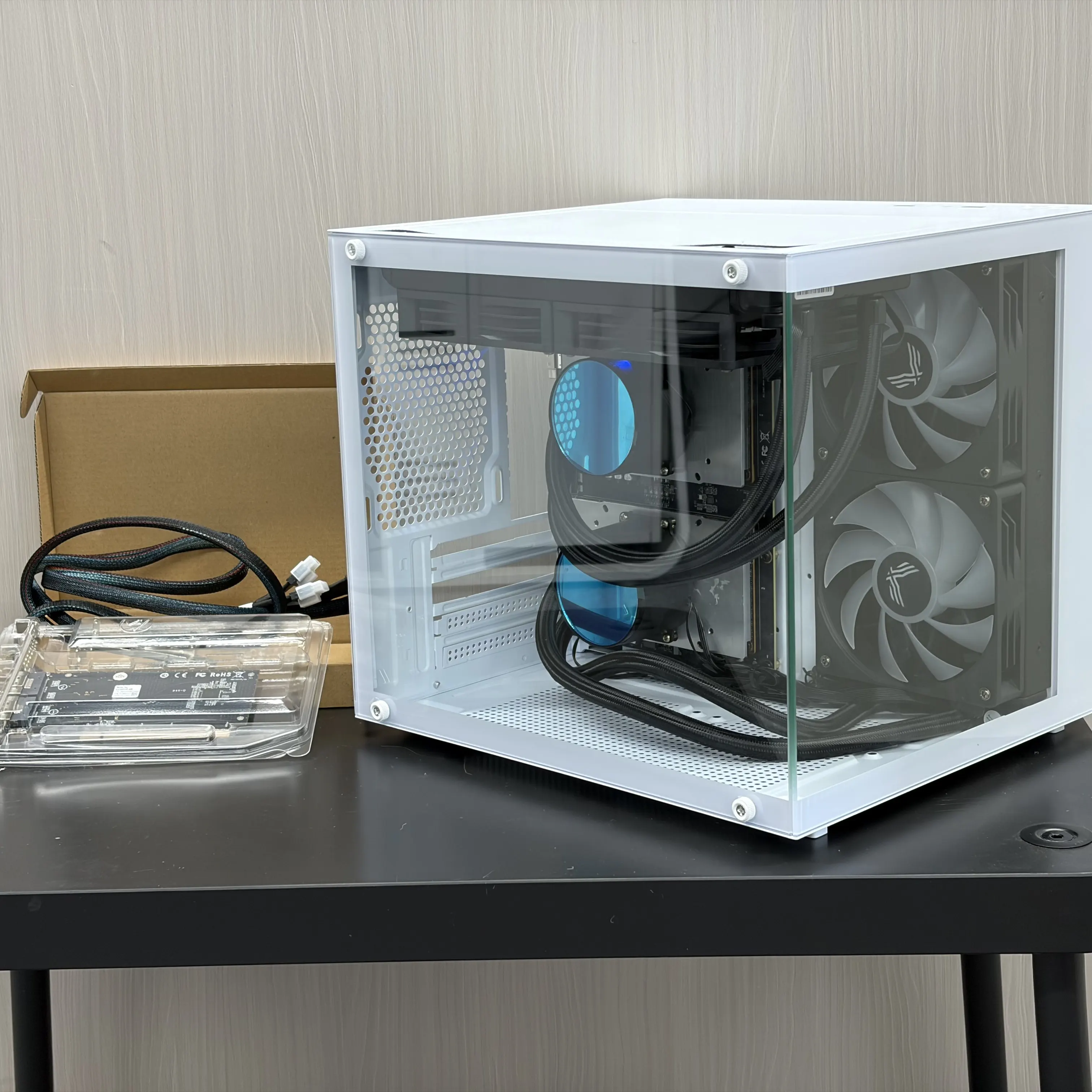 V100 Dual-GPU Dock, Comes with 2 V100 Cards, 300G NVLink Dual Card Interconnection