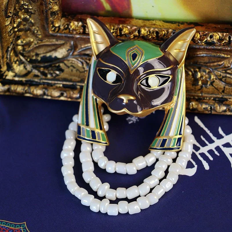 Egypt Wolf Head Brooches Enamel Soul Keeper Bead Chain Corsage Fox Animal Pins Jewelry
