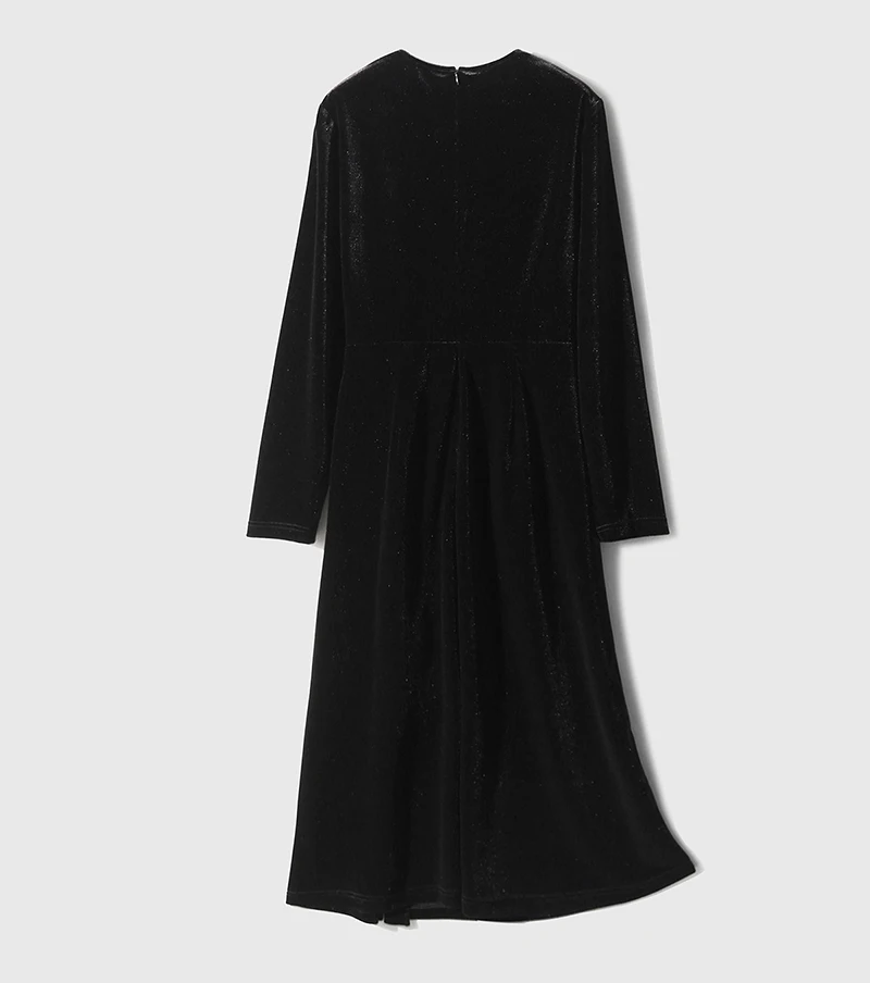 Natural Silk  Velvet Women's Dress  French-style Elegant Long-sleeved V-neck Dress  Smooth, Shiny, Soft and Delicate Texture