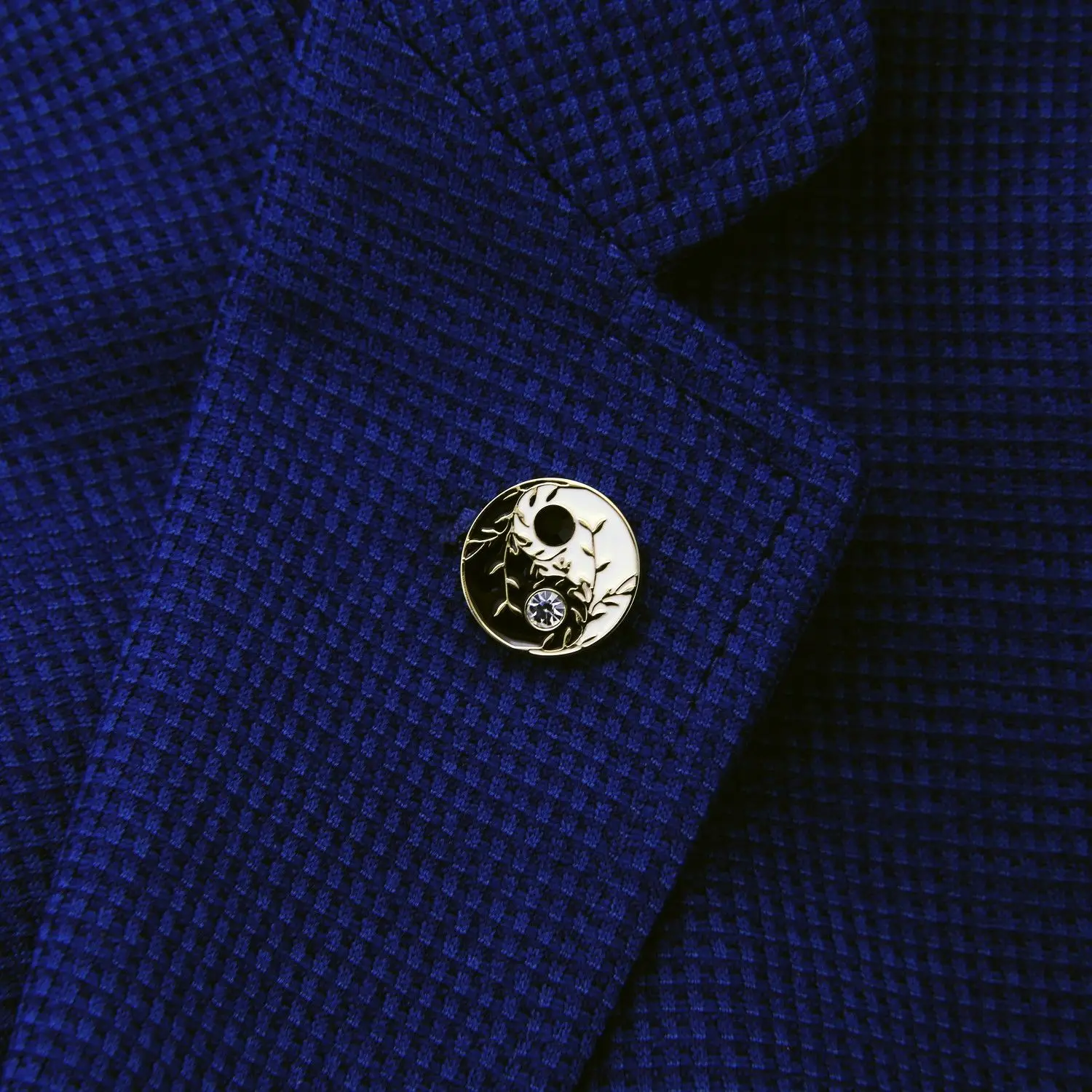 gold-plated-tai-chi-sle-cufflinks-for-men's-suit-feng-ui-luy-pin-lapel-pin-faionable-busin-floral-pattern-cufflinks