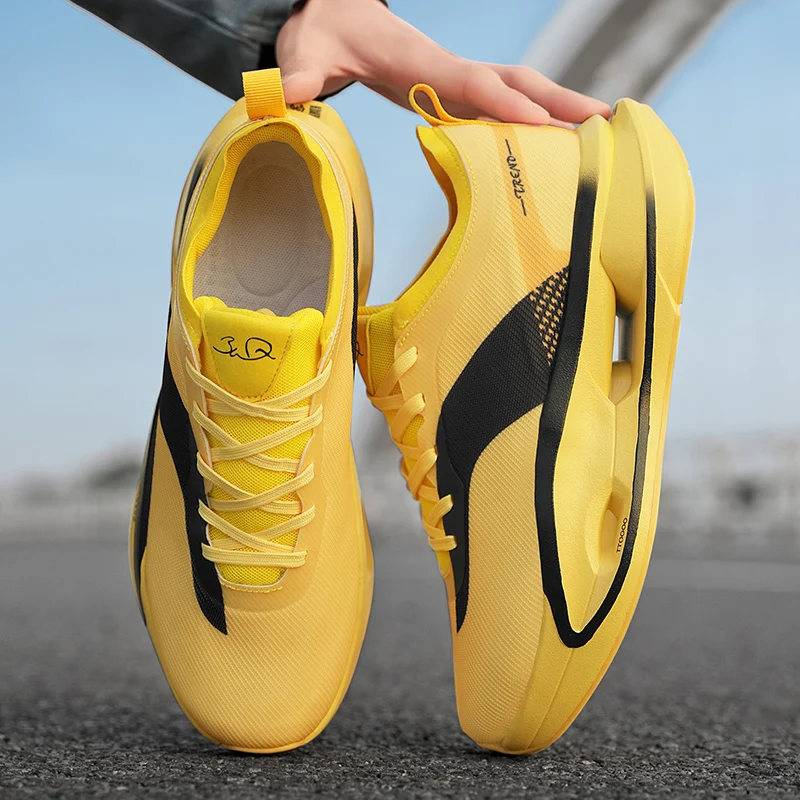 

High-quality Road Running Shoes Light Comfy Sports Jogging Soft Cushioning Sneakers Men Versatile Outdoor Leisure Training Shoes