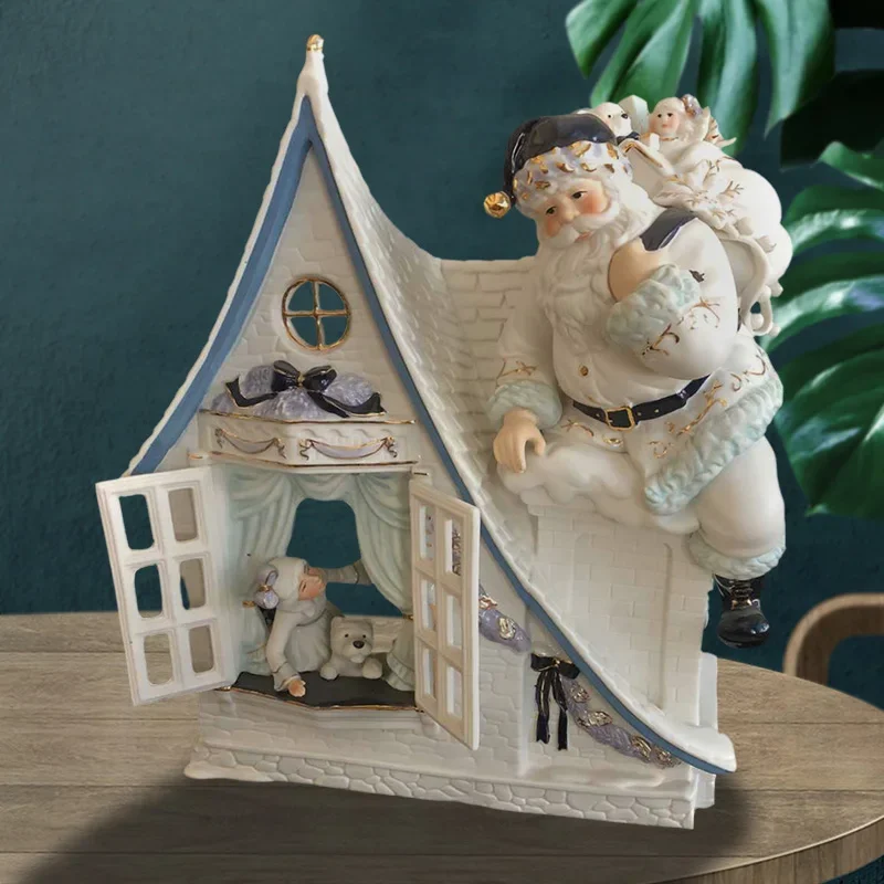 

Santa Claus House Creative High-end Ornament