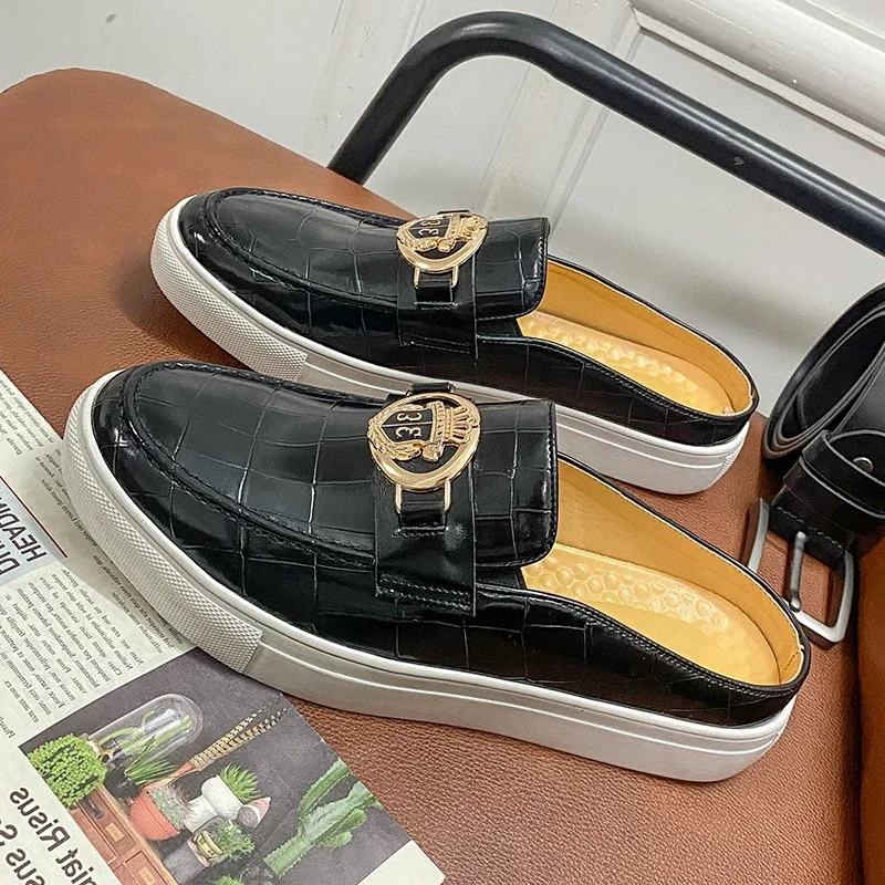 Fashion Loafers Men Shoes PU Mules Striped Embossed Pattern Flat Slip-on Half Sandals Male 2024 Casual Comfortable Leather Shoes