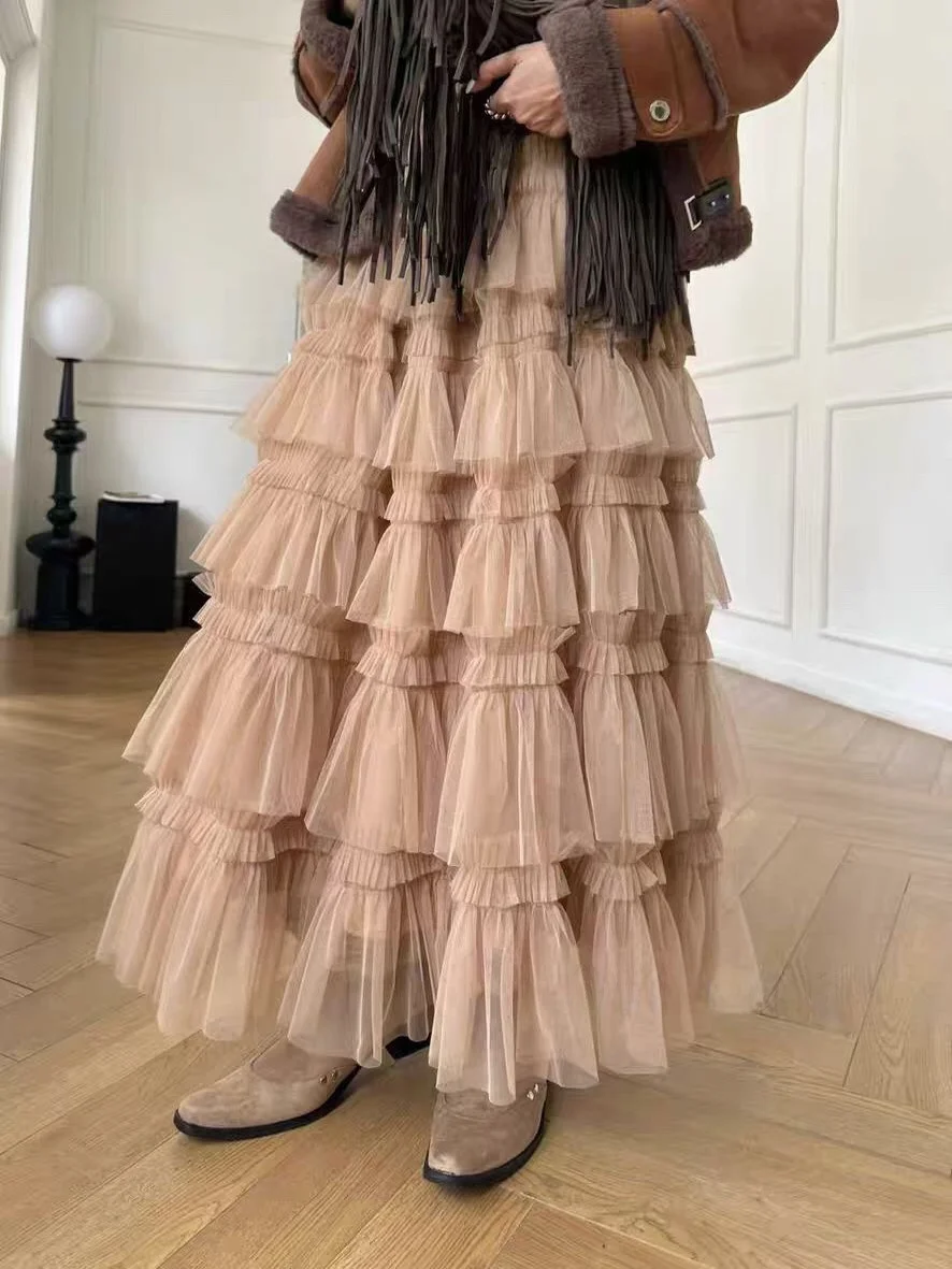 

Новая женская юбка-кейк пастельно-коричневого цвета с кружевом, модель 2025 года, с завышенной талией, А-силуэт, средней длины, для повседневной носки, в нежном стиле.