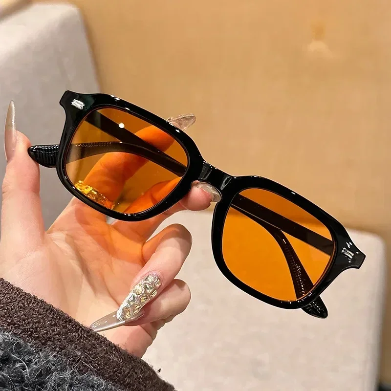 

2025 New Fashion Square Sunglasses for Europe and America Sunscreen and UV Protection Box Glasses for Men and Women