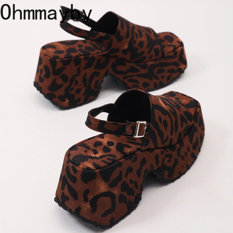 Sandalias de Plataforma con Es - Street Fashion Dress reseña y precio