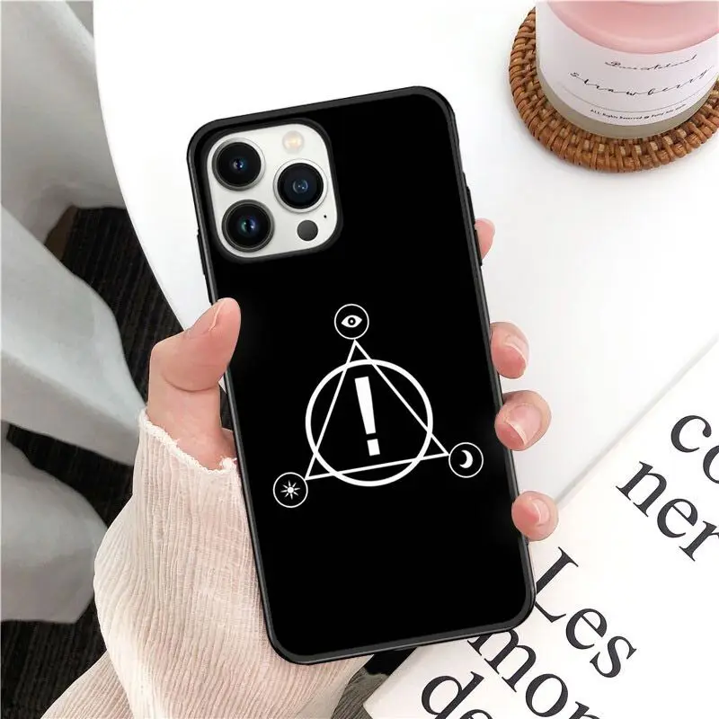 soft funda Panic At The Disco Phone Cover For iphone 16pro 15pro 14pro 11pro 12pro 13pro max 16plus 7 SE XR 12mini Coque Case