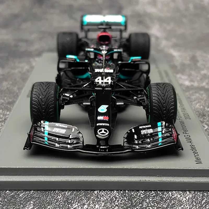 1/43 F1 شرارة مرسيدس هاميلتون 2020 W11 الجائزة الكبرى التركية 7th Championship Edition نموذج سيارات سطح المكتب نموذج ثابت هدايا الصبي