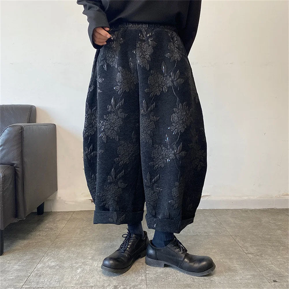 

Winter thickened snow cloth embroidery new Chinese style woolen wide leg pants silhouette nine short feet sickle pants men