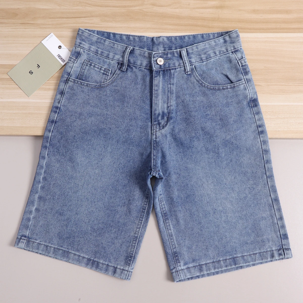 

Washed Vintage Lightweight Breathable Comfortable Casual Denim Shorts for Men Spring Season Low Waist Straight Leg Zipper Fly
