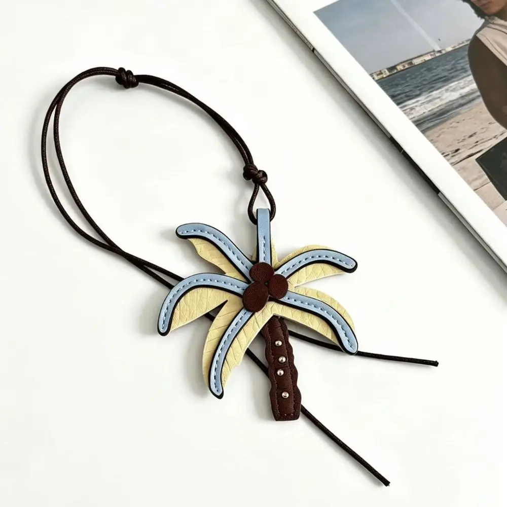 Trendy Beach Style Pu Leather Coconut Tree Pendant Summer Leather Rope Pu Keychain Cute Fashion Bag Charm Car Accessory