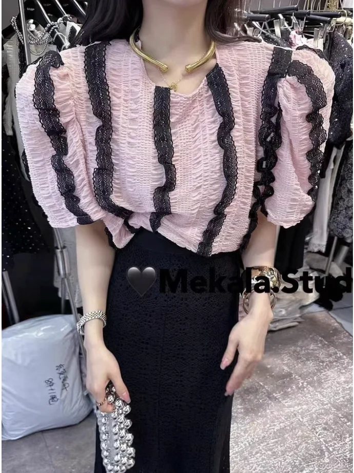 KUSAHIKI Round Necke Pleated Color Matching Short Sleeved Shirt for Women\'s 2023 Summer Slim Stylish PUFF Sleeve Lace Edge Top