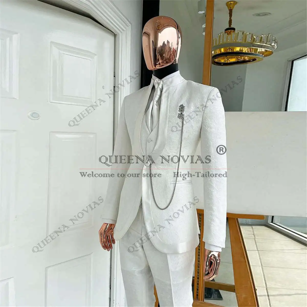 

Elegant Single Breasted Wedding Tuxedo Suits For Men Customized 2 Pieces Sets