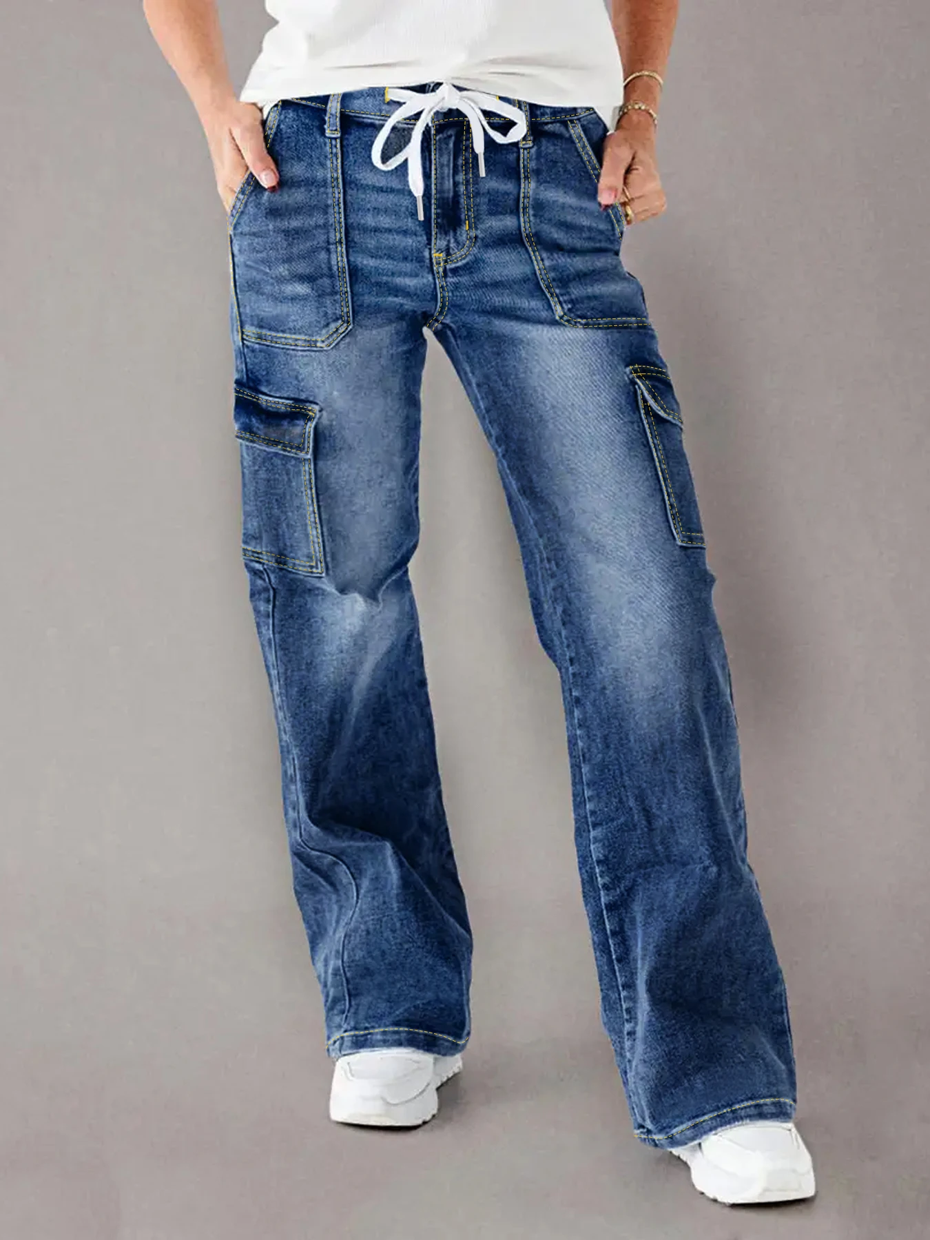 

Plus Size Women's Mid Rise Dark Wash Cargo Wide Leg Jeans, Button Zipper Fly, Multi Pocket Vintage Casual Denim Trousers