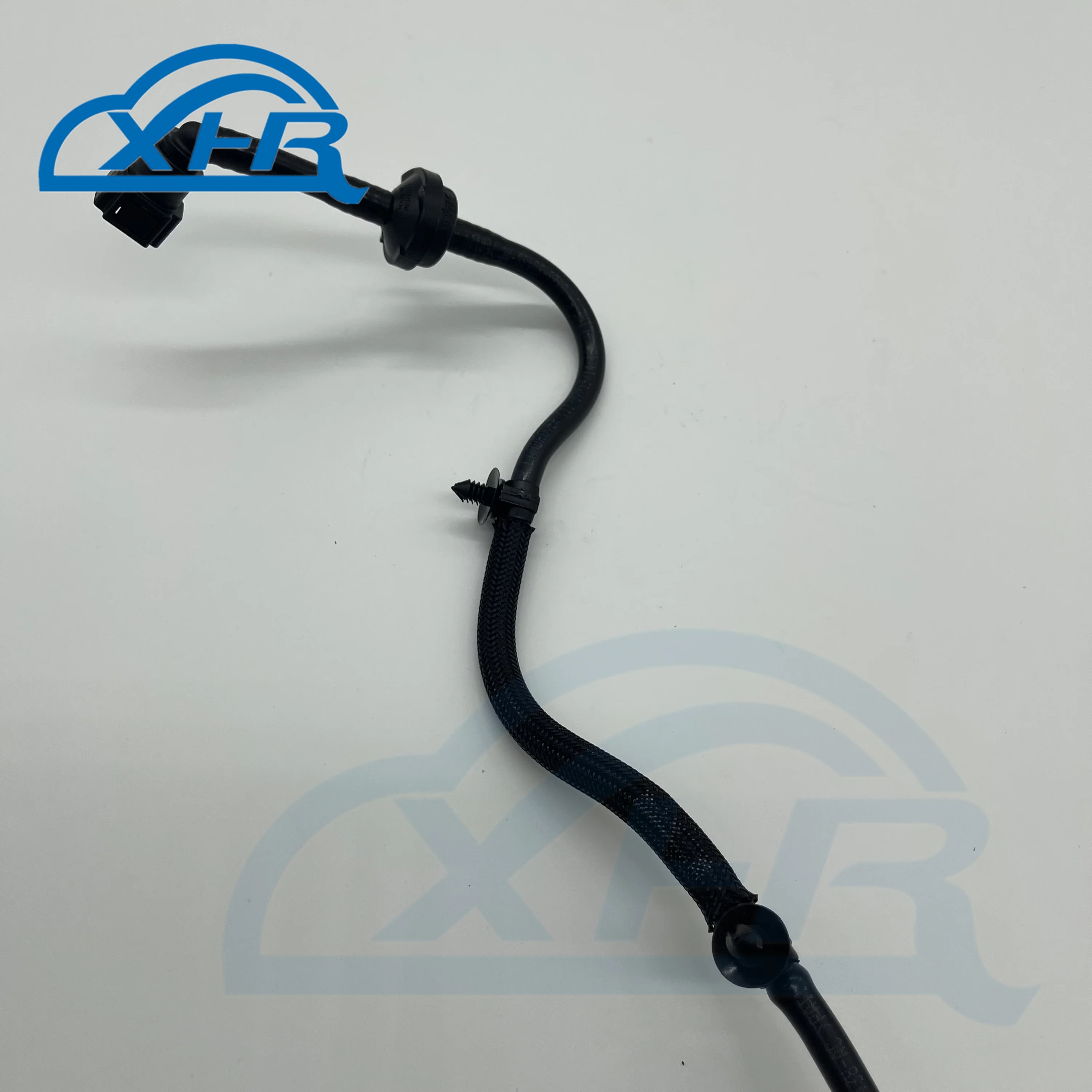 LR105285 AJ813945 LR041668 Tubo di sfiato del basamento del collettore di aspirazione per Land Rover Sport Range Rover trovato Jaguar XF XJ