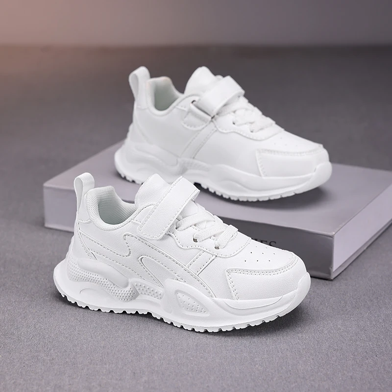 

A pair of children's four-season leather upper sports shoes, lightweight and wear-resistant white sneakers, size 28-39，HL-159