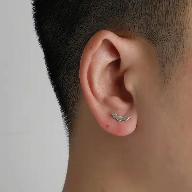 أقراط باتمان الكرتونية المتحركة DC للرجال والنساء، مجوهرات عصرية وبسيطة ومتعددة الاستخدامات وفريدة من نوعها وأنيقة وعصرية للزوجين