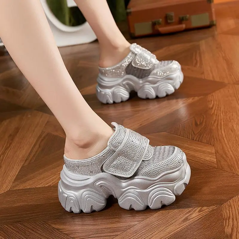 

Women's Casual Thick Bottomed Genuine Leather Sandals Open Toe Outdoor Wear Diamond Studded Flat Heel Rubber Filled Slippers