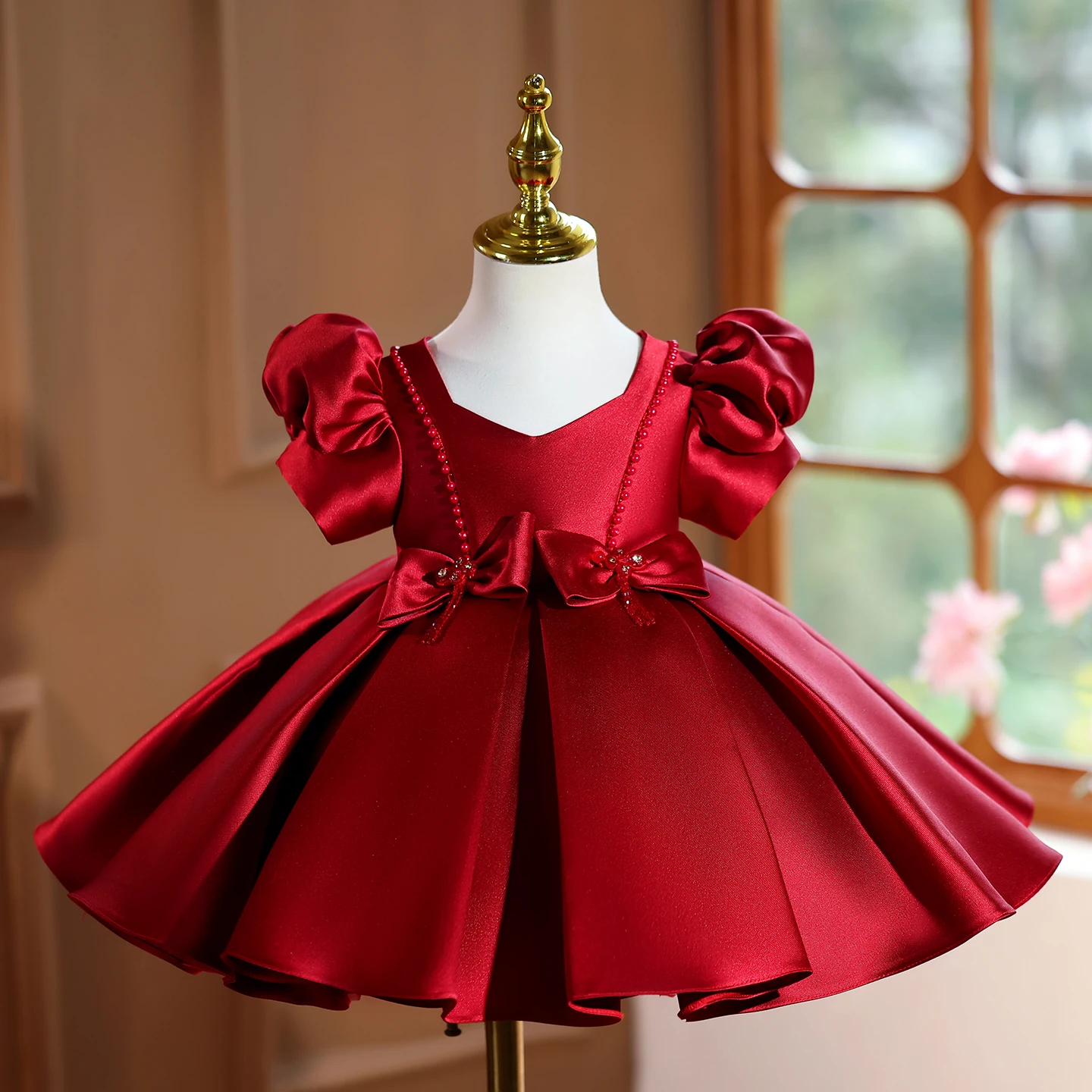 

KLFLDG Baby red satin high-end dress, elegant and gorgeous Christmas princess dress, girls' piano performance dress