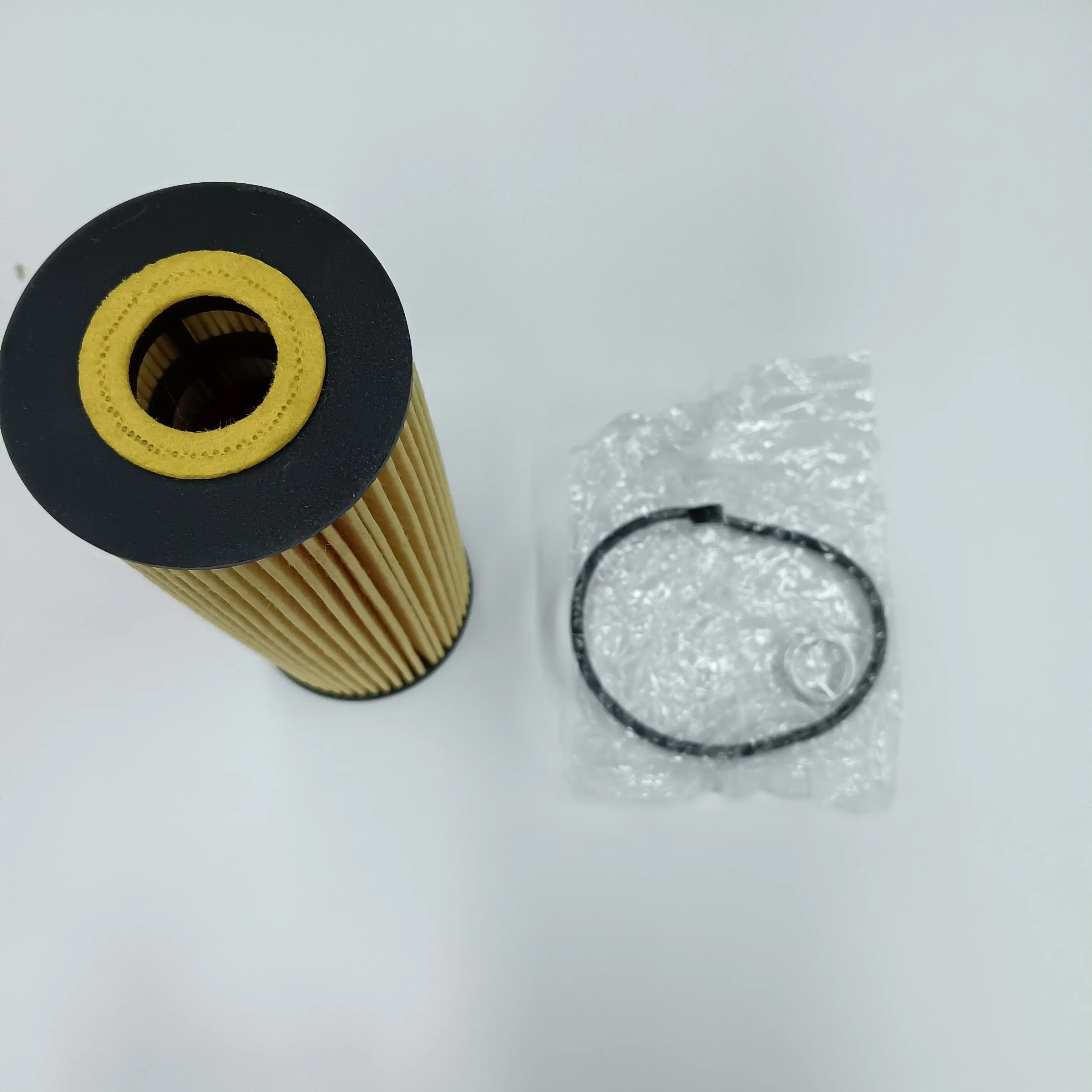 Oil Filter 1041800109 For Mercedes-Benz Vito Sprinter C CLK E G M S SL SLK V Class C180 Daewoo Korando SsangYong Musso VW LT