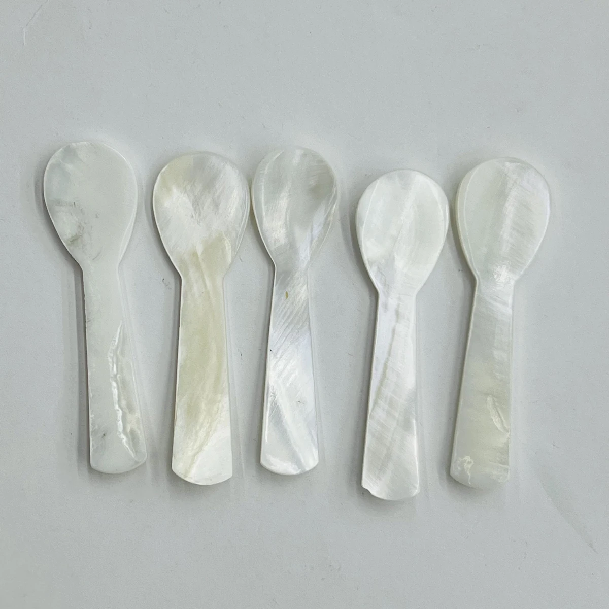 2pc Natural Freshwater Shell Spoon-shaped Ornament High Quality White Shell Decoration Charms For Jewelry Making DIY Accessories