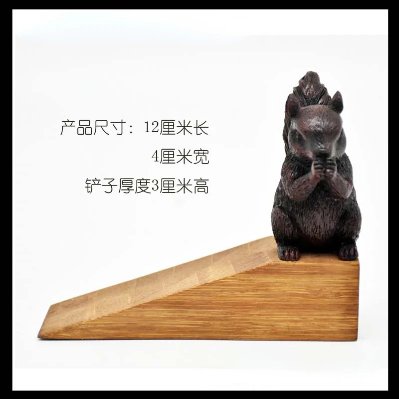 American Country Cute Squirrel Bamboo Door Stopper Anti-collision Windproof Creative Door Stop Top Card Fixed Door Plug Wedge