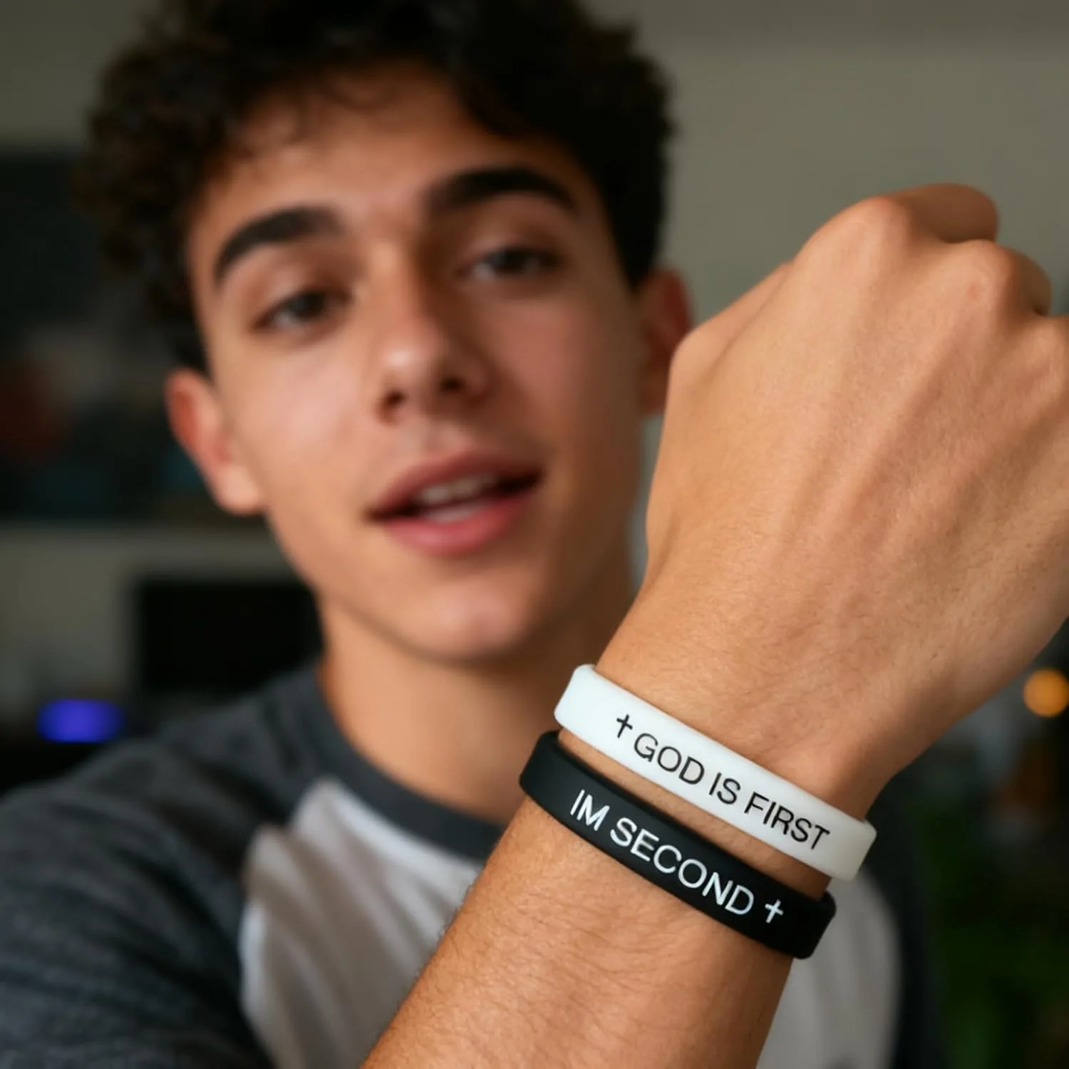 

1 PCS Rubber Christian Wristbands Silicone Inspirational Bible Verses Wristbands for Women Men Faith Religious Gifts Office Supplies