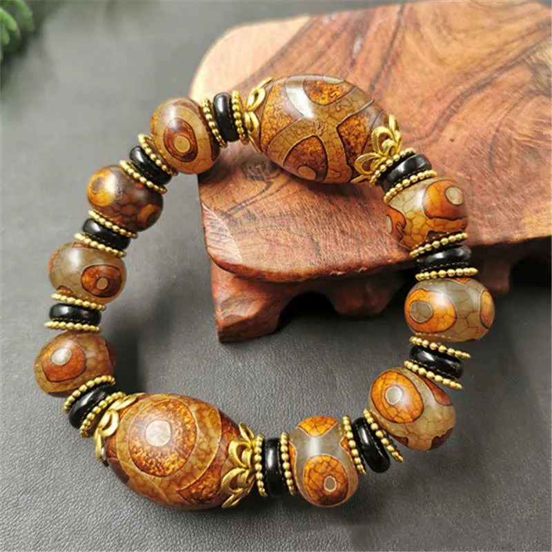 

Natural Tibetan Agate Line Three-eyed Beads Bracelets for Men and Women Ethnic Bracelet Jewelry