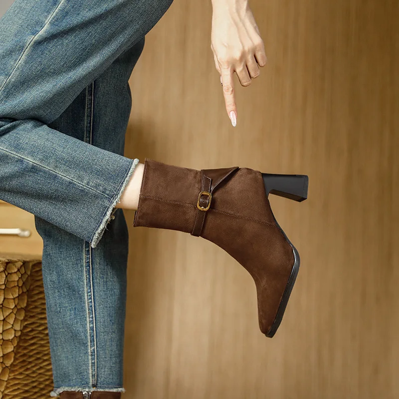 

Soft Leather Velvet High Heel Short Boots Women's Autumn Winter New Style Square Head Thick Heel Slim Boots Vintage