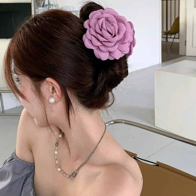 Big Rose Flower Hair Claw French Vintage Hairpin Ins Camellia Crab Backward Shark Hairpin Clip Fashion Women Headwear Accessorie