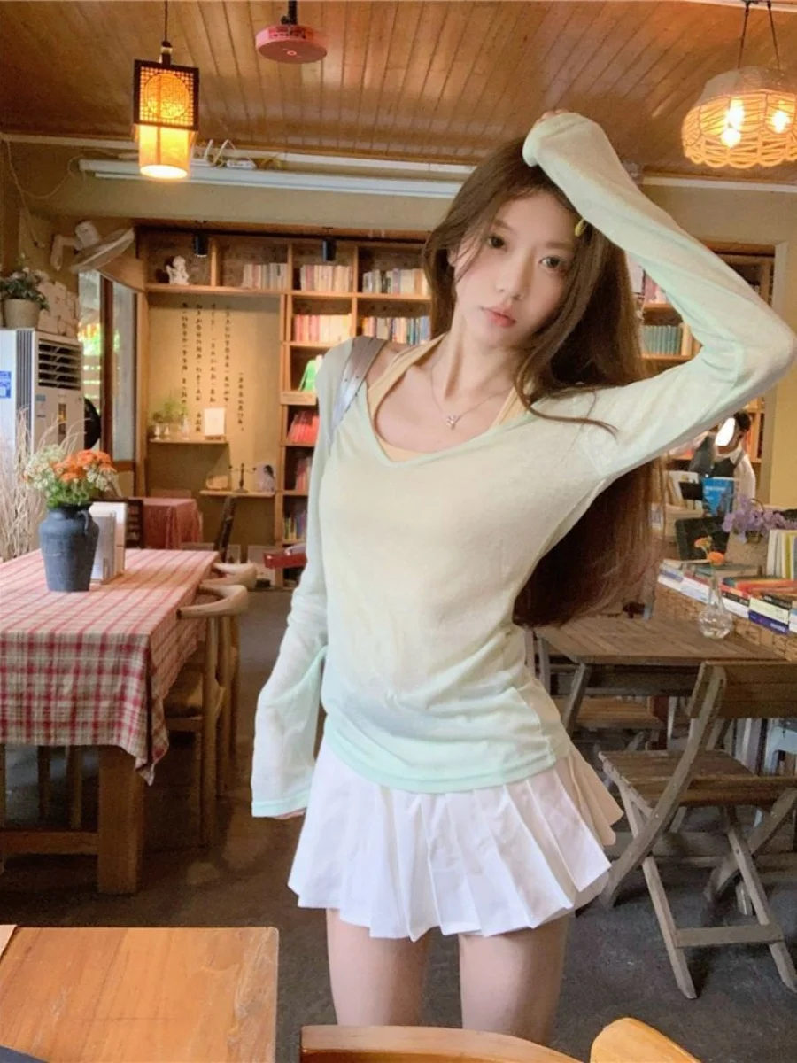 女性のロング Sve V-Ne T-irt セットファイオナブルな痩身夏服日焼け止めレイヤリング Ne ハンギングストラップベスト