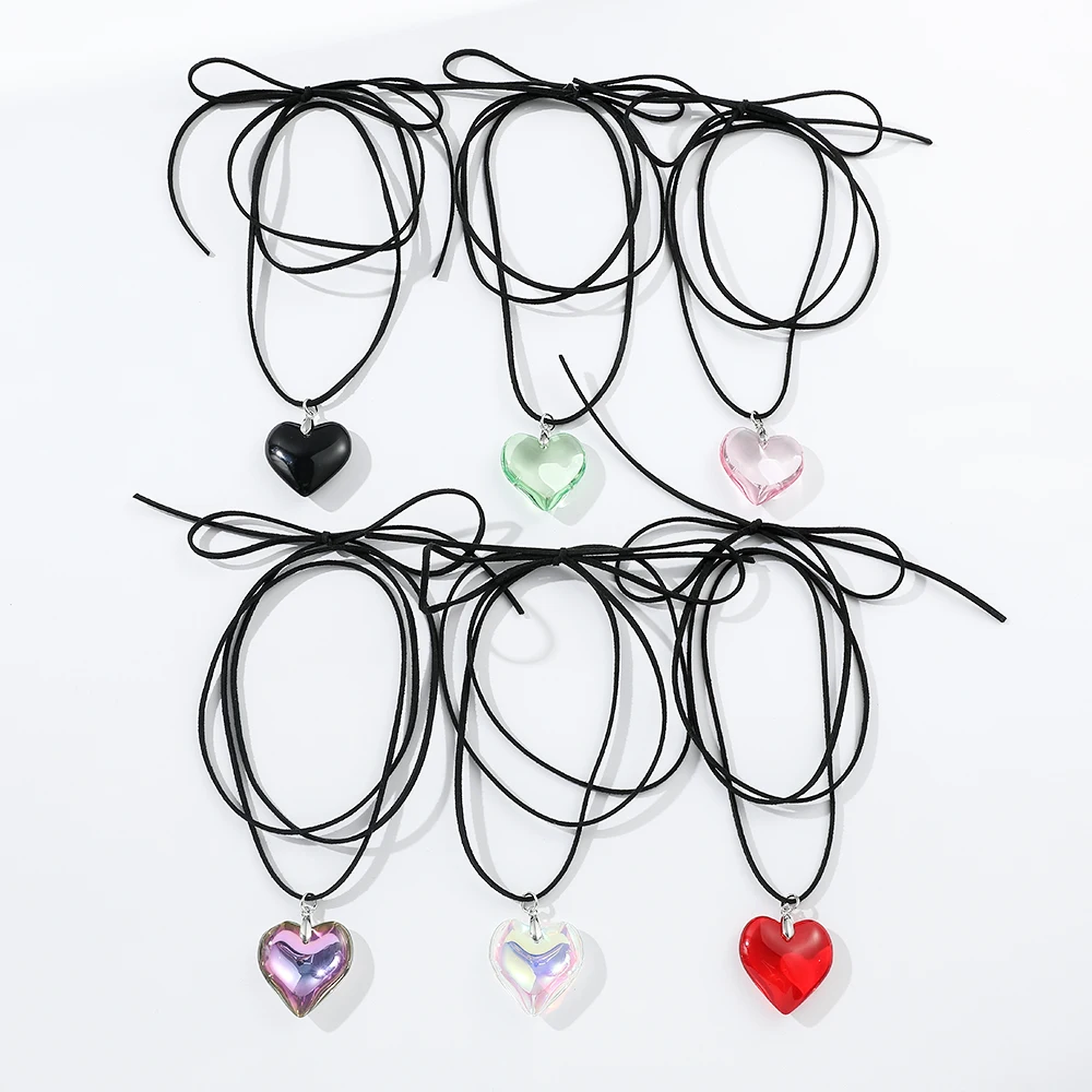 Double Layered Simple Bow Crystal Heart-Shaped Necklace Temperament Spicy Girl Style Clavicle Chain Jewelry for Women Accessory view 3