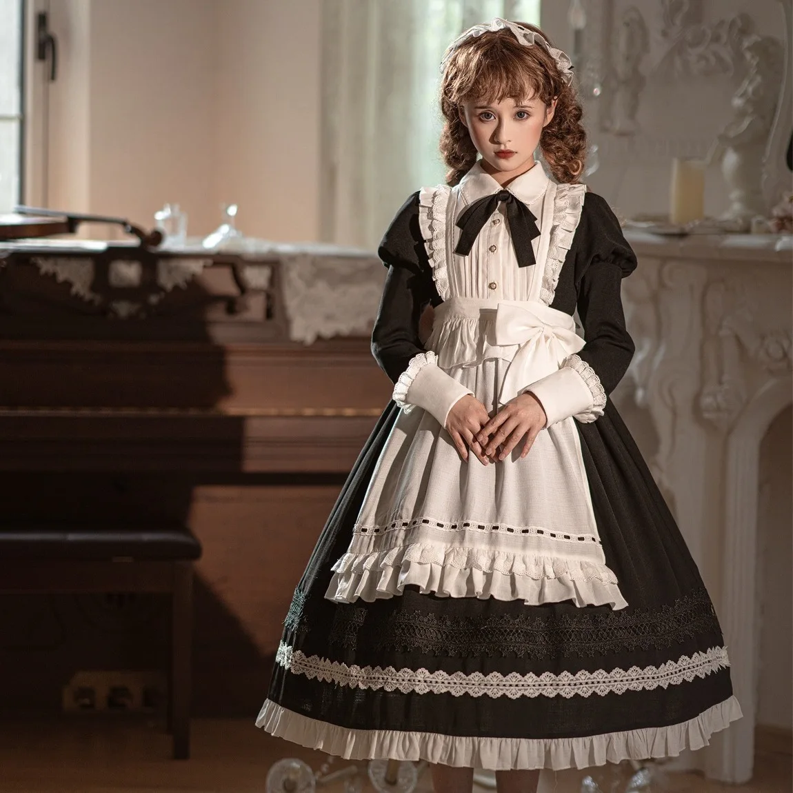 

Autumn/Winter Design Little Maid Op Lolita Long-sleeved Lace Bow Dress Apron Removable Cosplay Maid Role Play