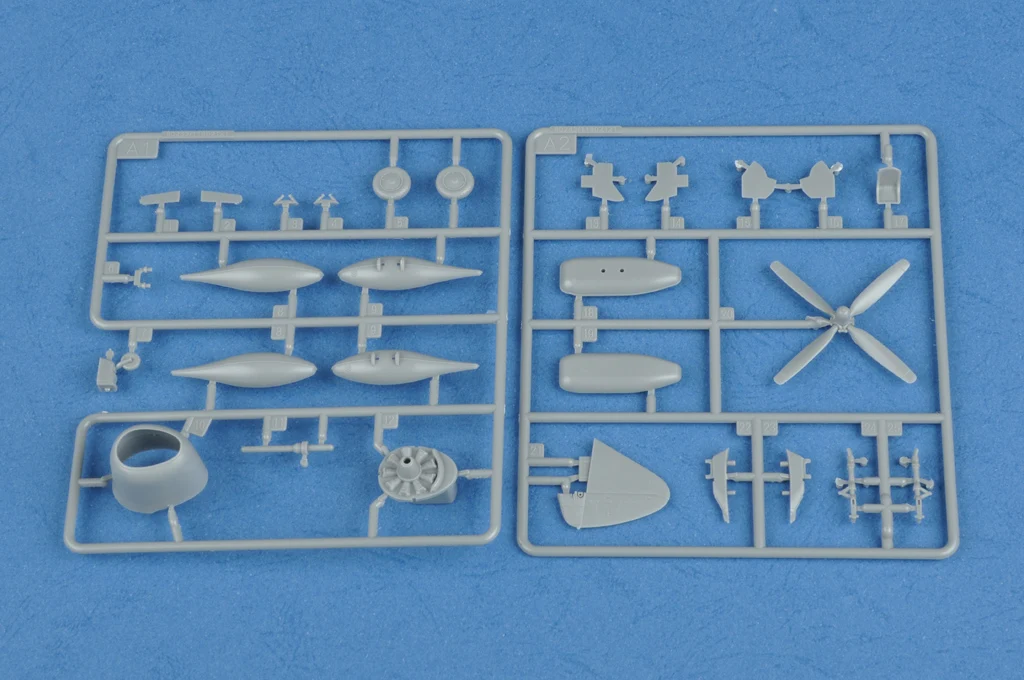 Hobbyboss 80283 1/72 Skala P-47D Thunderbolt Razorback Myśliwiec Model Kolekcjonerski Zabawka Plastikowy Zestaw do Składania Model Budowlany Hobby