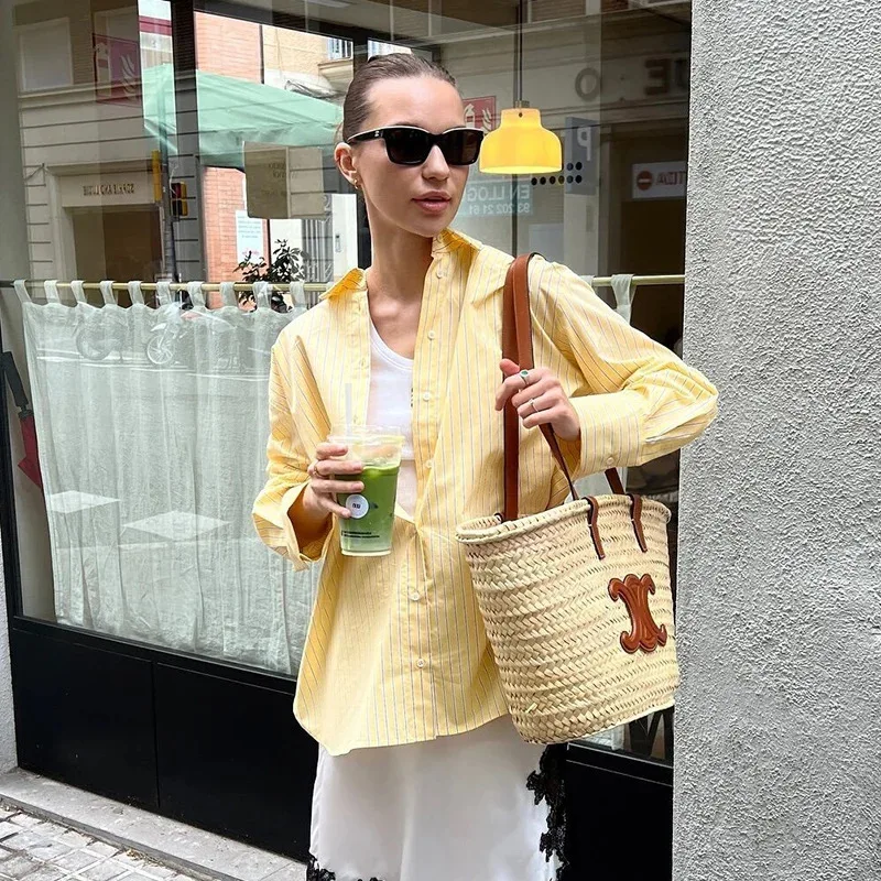 Camisas holgadas informales elegantes a rayas amarillas mantequilla para primavera y verano para mujer, camisas finas con cuello vuelto a la moda para mujer