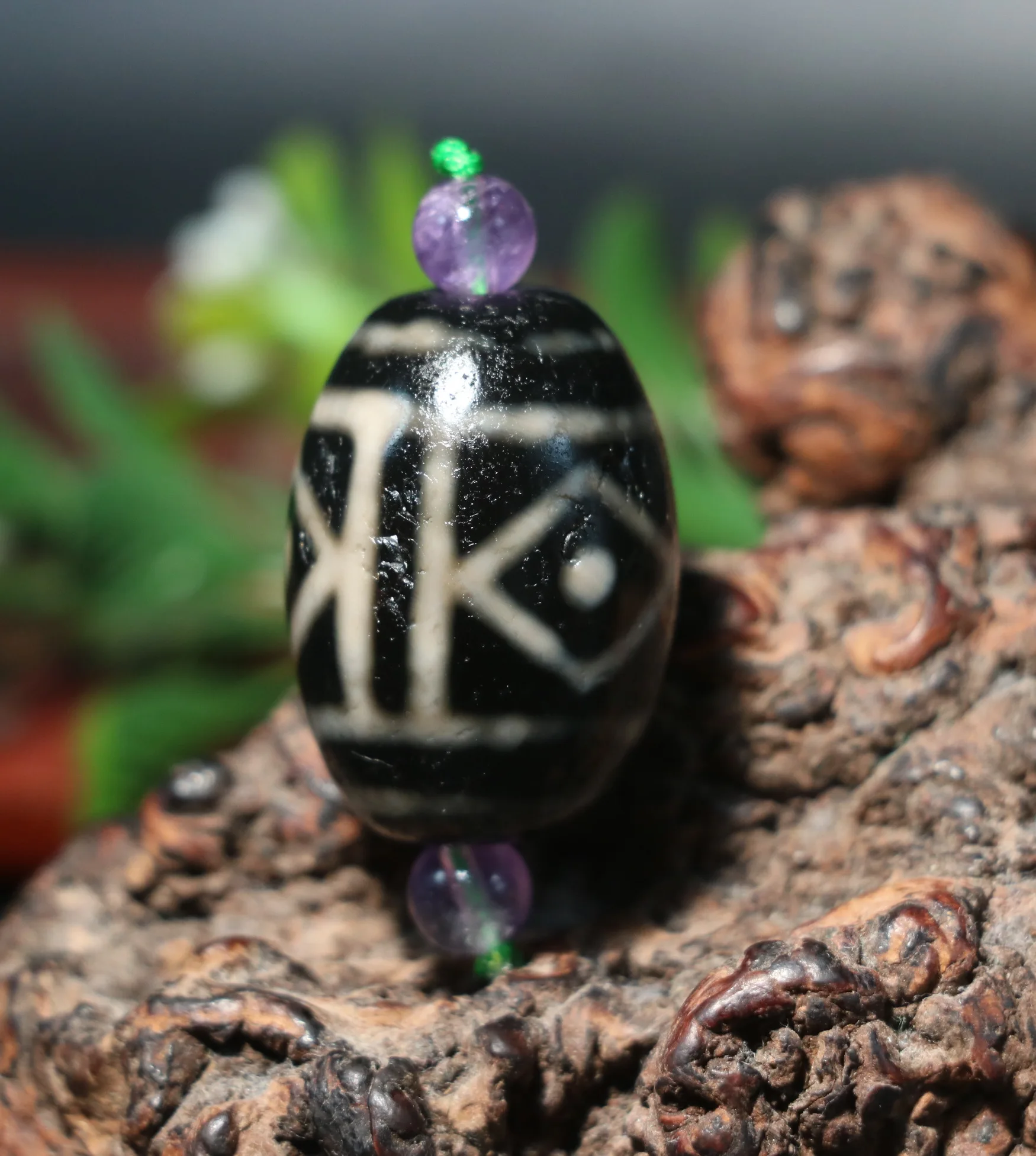 Treasure Power Energy Tibetan Old Agate Deep Black Color 3 Dragon Eyed dZi Bead Big Daluo Shape Amulet  LKbrother Top Quality