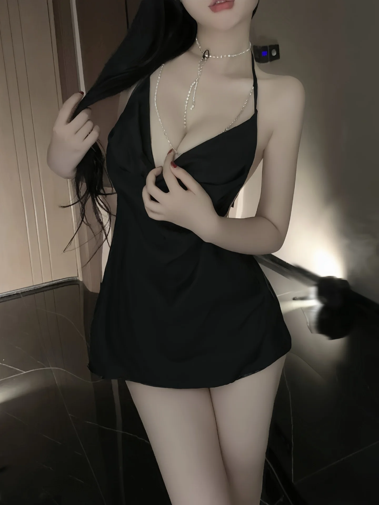 

Lingerie Sexy Sheer Cute Nightgown Dress Elegant Hanging Neck Style Deep V-neck Black Hollow Wrap Buttocks Slim 9021 I8MH UB48