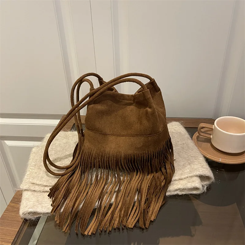 

Vintage Crossbody Tassel Women's Bag Trend Elegant Suede Faux Large Capacity Hand-held Bag two Strap Simple Vintage Tote Bag