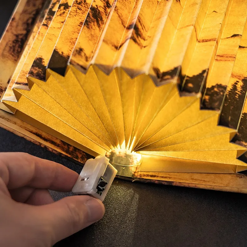 مصباح كتاب المروحة العتيقة، حزمة المواد المصنوعة يدويًا للطلاب، جو على الطراز الوطني، هدية تذكارية للإضاءة الليلية
