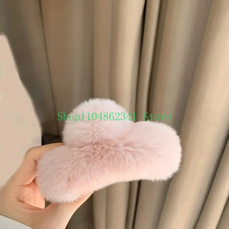 

652F Plush Claw Clip Hair Claw Clips Hair Banana Barrettes Non-Slip Jaw Girls Furry Hair Claws Strong Claw Clamp for Women