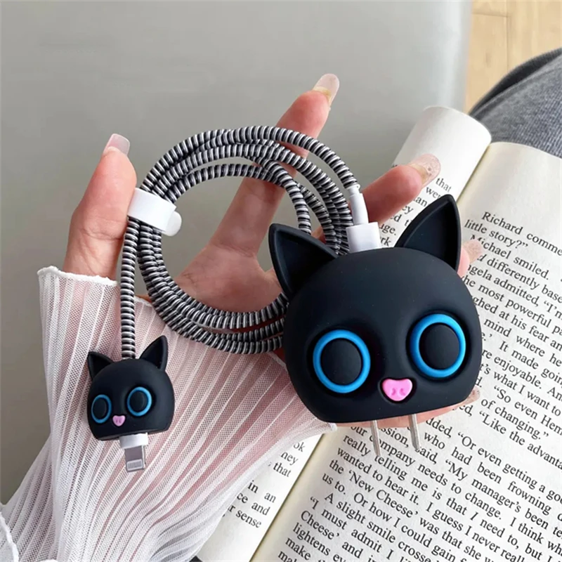 New Cute Cat Soft Silicone Charger Protective Case For IPhone 11 12 13 14 18W-20W Fast Charge Protection Charger Cover Sleeve