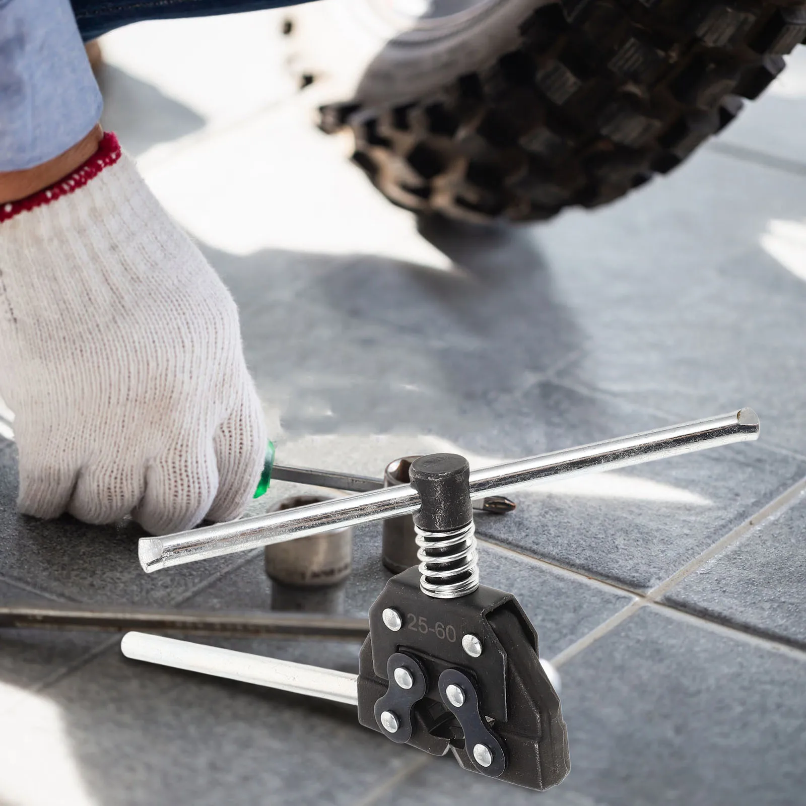 

Bike Chain Disassembly Tool Heavy Duty Chain Repair Tool for Bicycle Motorcycle Fast Efficient Service Motorcycle Adjuster