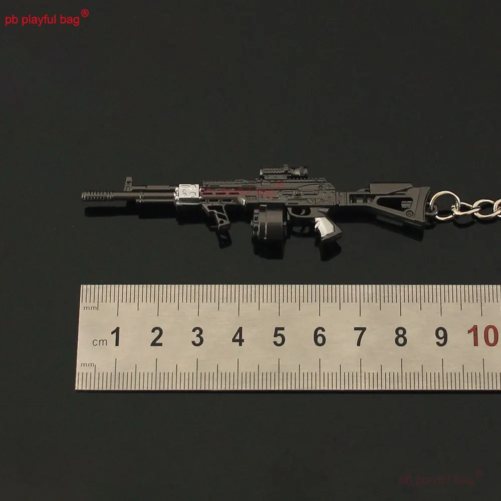Mini AEK Gewehr Modell Legierung Gun Schlüsselbund Anhänger CS Spiel Waffe Sammeln Dekorative Spielzeug Action Figure Kinder Weihnachten Geschenke ZG395