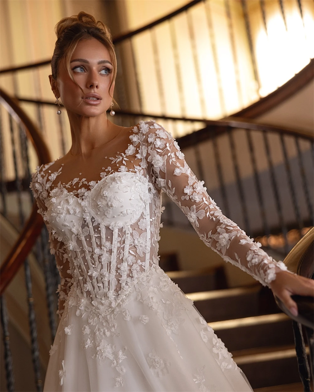 Aangepaste romantische parels en applicaties bruidsjurken witte tule lange mouwen trouwjurk eenvoudige o-hals a-lijn robe de mariée